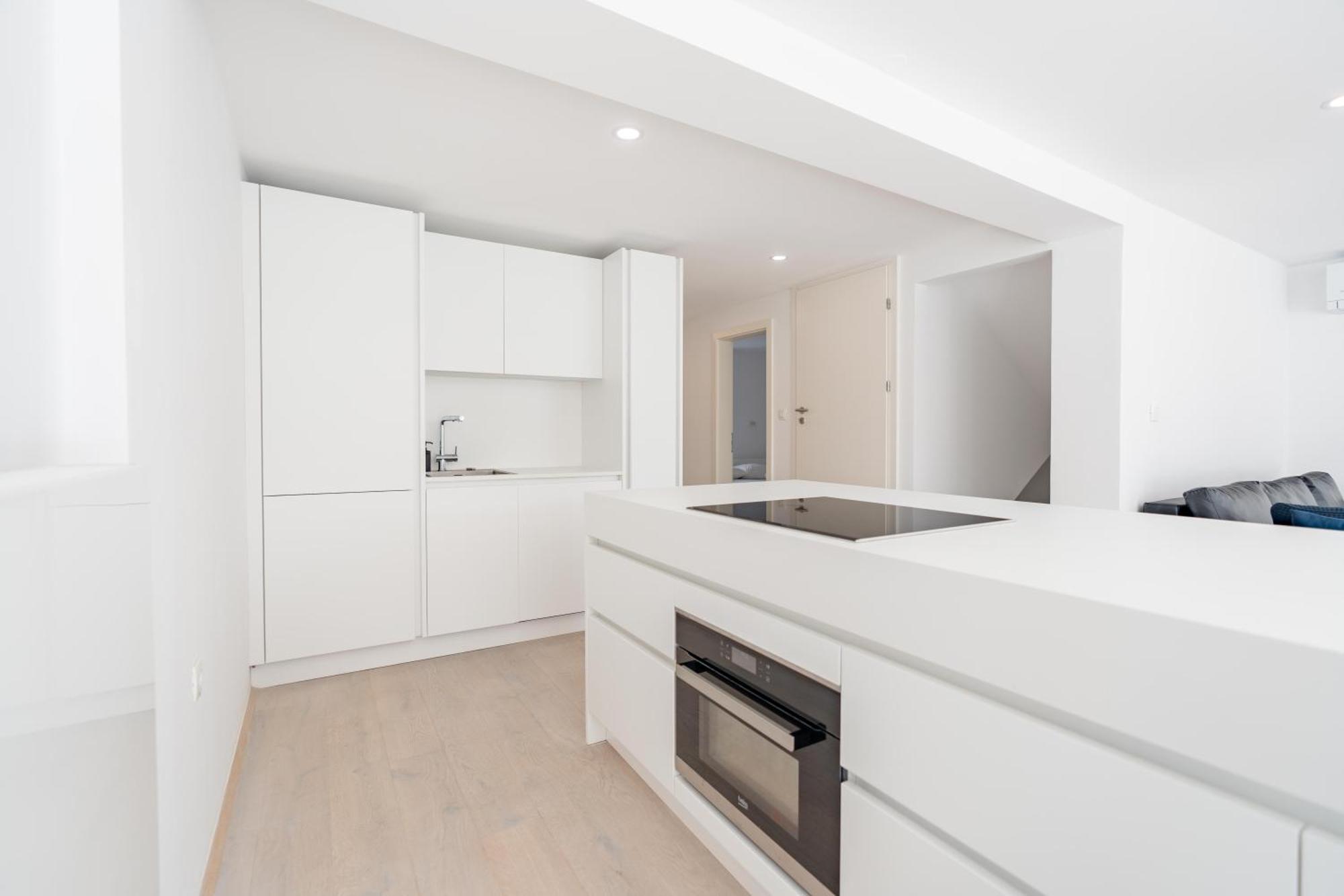 Black & White Apartments Rozna Dolina ลูบลิยานา ภายนอก รูปภาพ