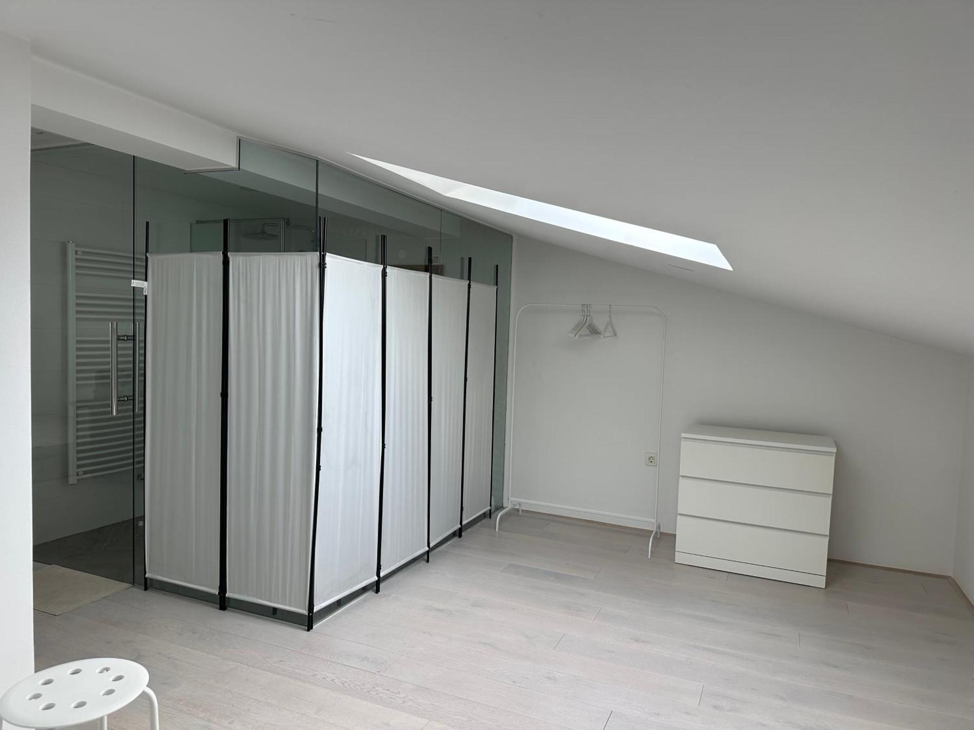 Black & White Apartments Rozna Dolina ลูบลิยานา ภายนอก รูปภาพ